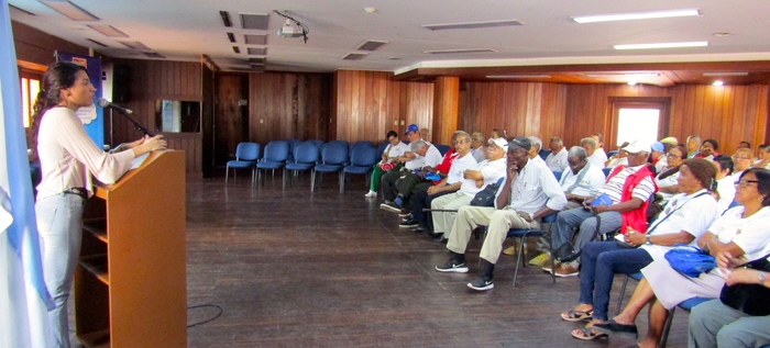 Se socializ&oacute; pol&iacute;tica p&uacute;blica de envejecimiento y vejez