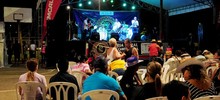 La Feria Comunera tambi&eacute;n se goz&oacute; en la comuna 10