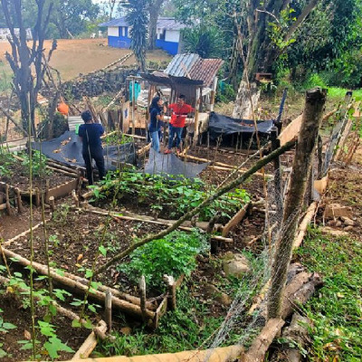 Las huertas comunitarias de los comedores promueven el cuidado del medio ambiente en los territorios
