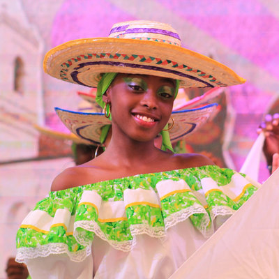 Bailar para esquivar la guerra
