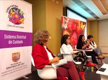 Intercambios de experiencias en el seminario: Di&aacute;logos interculturales sobre el cuidado