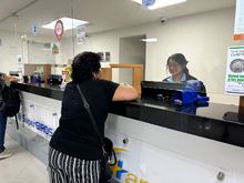 Persona Mayor: ac&eacute;rquese a cobrar su subsidio del mes de noviembre