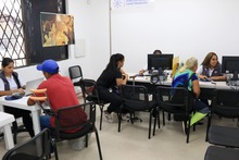 Con Feria de Servicios y entrega de reconocimientos, Cali celebr&oacute; D&iacute;a Internacional del Migrante