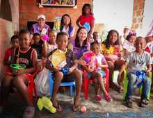 Bienestar Social lider&oacute; jornada de amor, alegr&iacute;a y juguetes para el disfrute de  ni&ntilde;as y ni&ntilde;os cale&ntilde;os