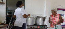 Comedores comunitarios de Cali reciben atenci&oacute;n psicosocial