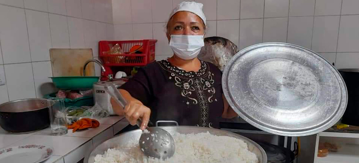 Comedores de la comuna 21 benefician diariamente a 13.850 personas