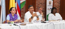 Pueblos ind&iacute;genas socializaron al Alcalde propuesta de pol&iacute;tica p&uacute;blica