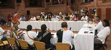 Pueblos ind&iacute;genas socializaron al Alcalde propuesta de pol&iacute;tica p&uacute;blica