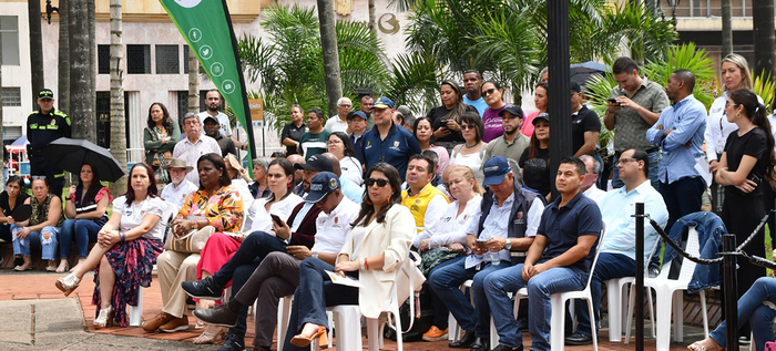 La Plaza de Cayzedo despierta para el encuentro ciudadano