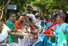Este s&aacute;bado disfruta del Desfile de Colonias al ritmo del Pac&iacute;fico