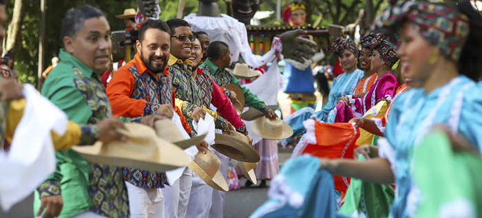 Este s&aacute;bado disfruta del Desfile de Colonias al ritmo del Pac&iacute;fico