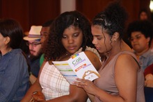 Alcald&iacute;a entreg&oacute; insumos para proyectos de vida de la poblaci&oacute;n LGBTIQ+