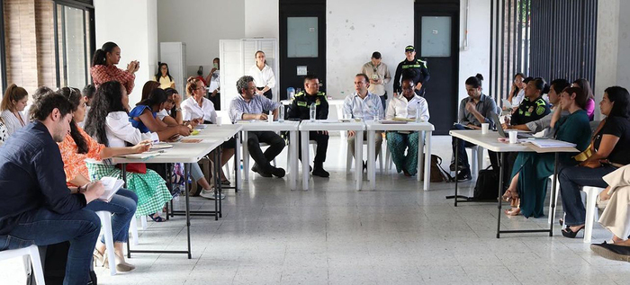Primer mes de gobierno fue de reuniones clave para revivir los programas sociales de Cali