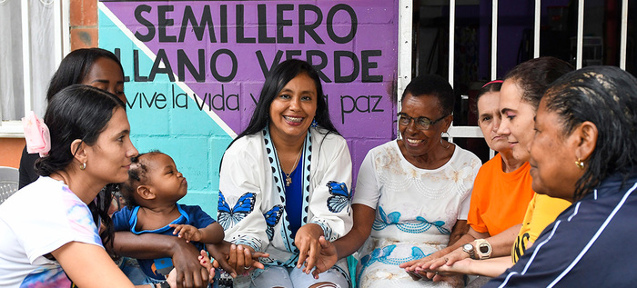 Mam&aacute; tiene el poder: historia de resiliencia, amor y esperanza de una madre  sobreviviente del conflicto