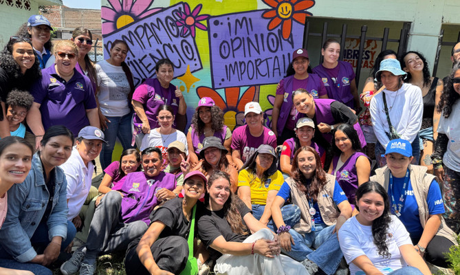 M&aacute;s de 700 personas participaron en el cierre de la campa&ntilde;a 'Cali en Voz de Mujer'