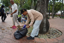 Unidad de Bienes y Servicios se puso la camiseta para embellecer el Parque Central R&iacute;o Cali