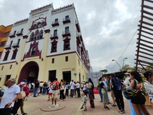 Alrededor de 30.000 personas visitan al d&iacute;a el ic&oacute;nico Edificio Coltabaco