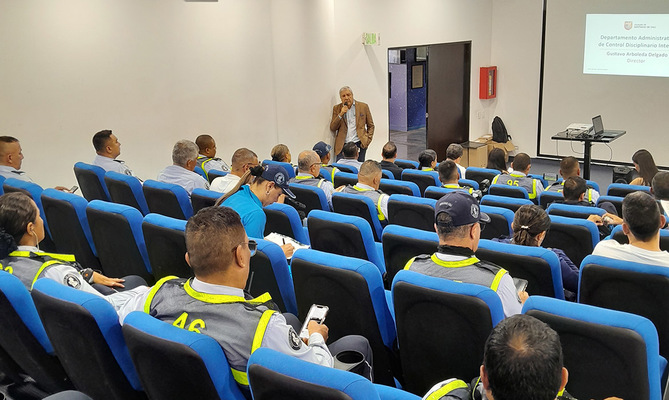 Funcionarios de la Secretar&iacute;a de Movilidad Distrital recibieron orientaci&oacute;n sobre el C&oacute;digo General Disciplinario