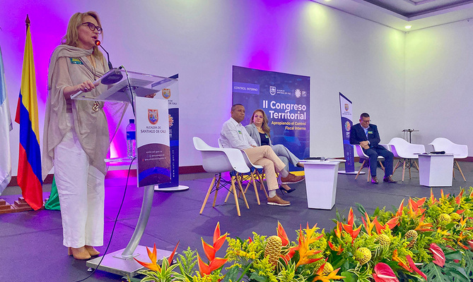 La Alcald&iacute;a de Cali contribuye con el fortalecimiento del Control Fiscal  Interno en el Valle del Cauca