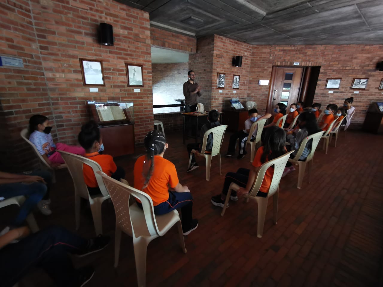 Talleres (2) Talleres (2)