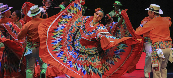 M&aacute;s de 5000 j&oacute;venes disfrutan la cultura popular del mundo en Cali