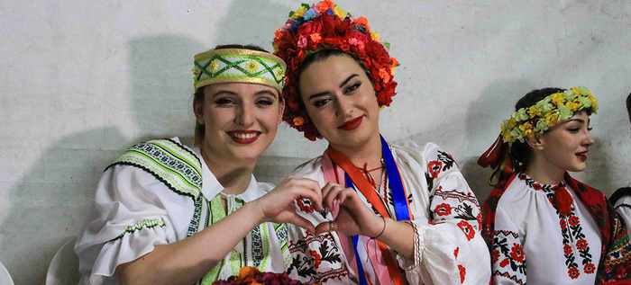 En su primera presentaci&oacute;n Ucrania puso a bailar al p&uacute;blico en el Bulevar del R&iacute;o