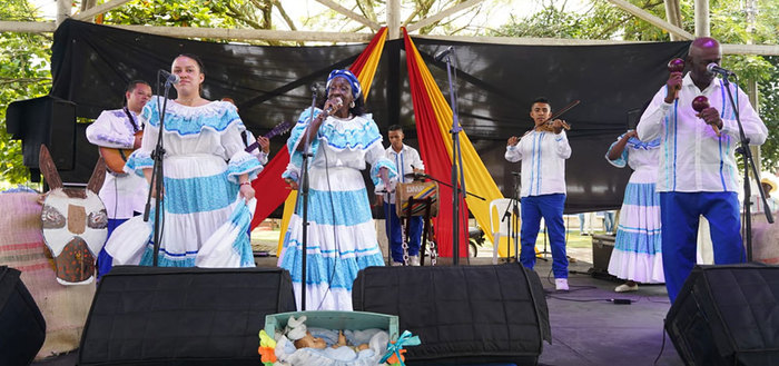 El Viol&iacute;n Caucano marc&oacute; el ritmo en la zonal clasificatoria del Petronio &Aacute;lvarez realizada en Villa Rica, Cauca