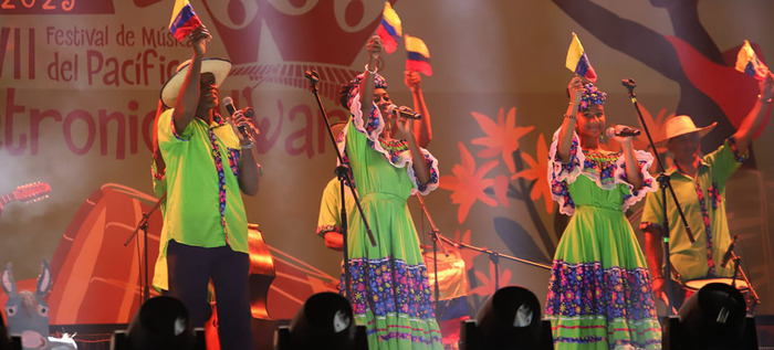 Noche de tambores en la Casa Grande del Pac&iacute;fico