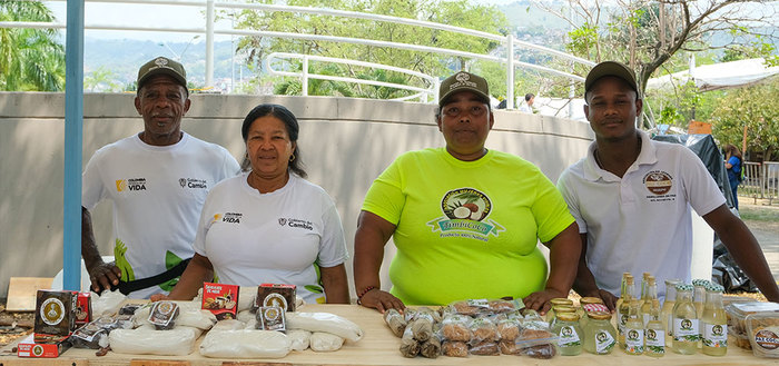 &ldquo;Cambiando la coca por el coco logramos la Paz en el Pac&iacute;fico&rdquo;