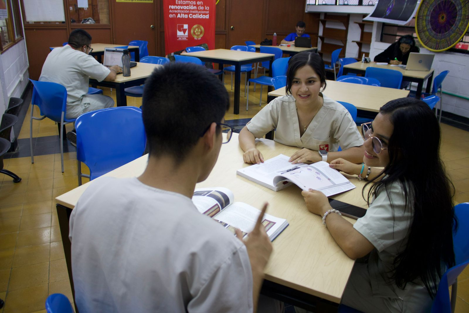 157 beneficiarios de Todas y Todos a Estudiar iniciaron sus carreras en Univalle. 157 beneficiarios de Todas y Todos a Estudiar iniciaron sus carreras en Univalle.