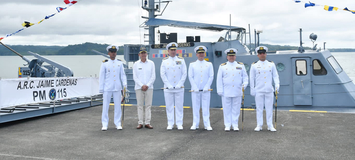 Con honores, Armada Nacional &lsquo;jubila&rsquo; buque insignia y lo entrega a la Alcald&iacute;a de Cali