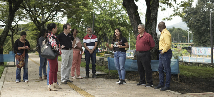 Artistas y gestores culturales &lsquo;abrazan&rsquo; a Parque Pac&iacute;fico