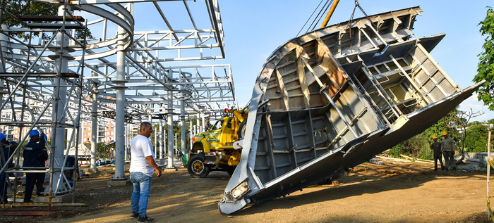 &iexcl;Llegan a Cali primeras piezas del buque que se exhibir&aacute; en Parque Pac&iacute;fico!
