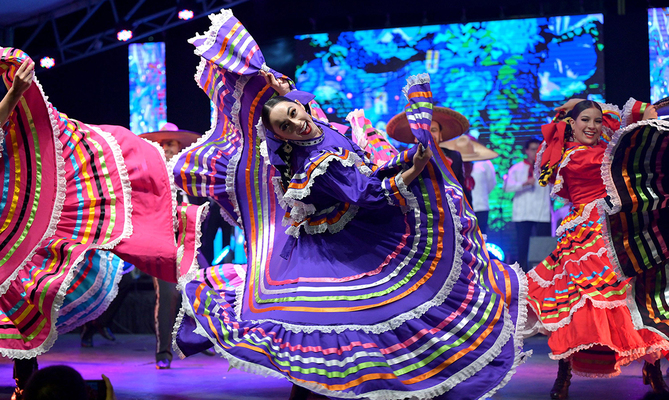 Progr&aacute;mate para vivir con el  XXX Encuentro Nacional e Internacional de Danzas Folcl&oacute;ricas Mercedes Monta&ntilde;o