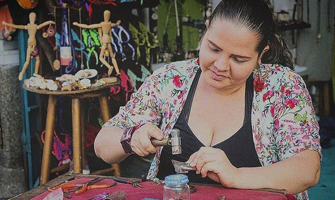 &iexcl;Homenaje a los artesanos!  El  Parque Artesanal Loma de la Cruz se viste de fiesta este fin de semana