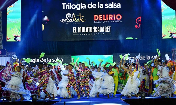 M&aacute;s de 7500 asistentes vibraron con la inauguraci&oacute;n del Festival Mundial de Salsa 2024 &lsquo;Luz de un Nuevo Cielo&rsquo;