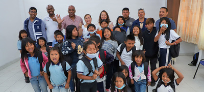 Estudiantes de la comunidad Wounnan recibieron kits escolares