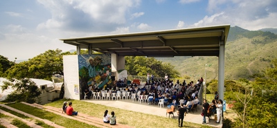 Nominada al premio Daniel Samper Ortega, la Biblioteca P&uacute;blica de la Comuna 1