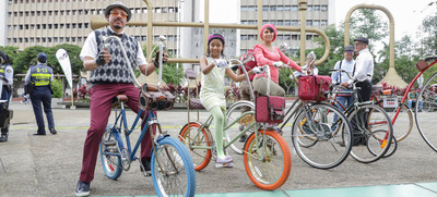 Conozca a la familia cale&ntilde;a que promueve el uso de la bicicleta y los valores de la cale&ntilde;idad
