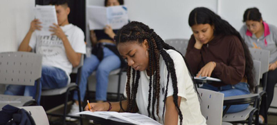 Universidad del Valle certificar&aacute; a beneficiarios de Todas y Todos a Estudiar