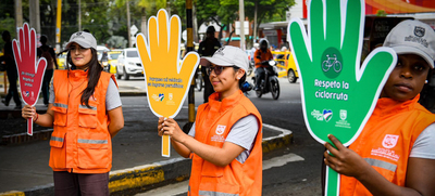 Promotores de Convivencia Vial contin&uacute;an su trabajo pedag&oacute;gico en las calles de Cali