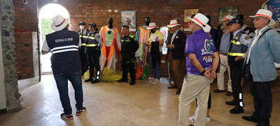 De salsa, cultura y feria disfrutaron participantes del recorrido experiencial en Casa de la Feria y Ruta Salsera por el barrio Obrero