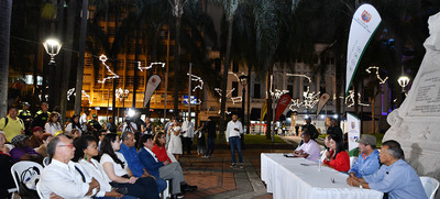 Firmado Pacto de Gobernanza por la recuperaci&oacute;n de la Plaza de Cayzedo
