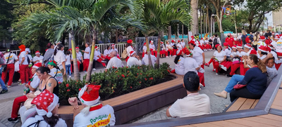 Visitantes del Valle se maravillan con el alumbrado cale&ntilde;o