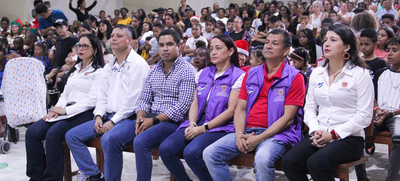 M&aacute;s de 700 personas se congregaron en el barrio Alfonso L&oacute;pez para celebrar el quinto d&iacute;a de la Novena Navide&ntilde;a