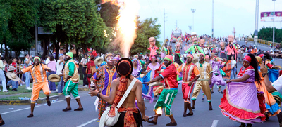 Color, fantas&iacute;a y alegr&iacute;a estuvieron presentes en el Carnaval del Cali Viejo 2022