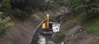 Emcali despliega constante mantenimiento de canales de aguas lluvias y sumideros