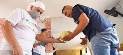 Arranca la operaci&oacute;n de los 762 comedores comunitarios en Cali