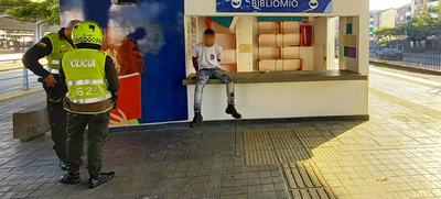 BiblioMIO de la Terminal Paso del Comercio fue nuevamente vandalizado