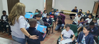 En comunicaci&oacute;n asertiva se forman los ni&ntilde;os y ni&ntilde;as de Cali